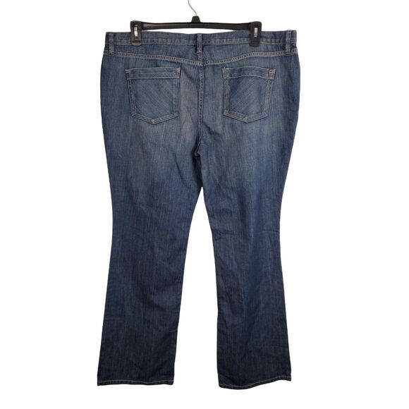 Mossimo Jeans Womens 18 Plus Size Bootcut Medium Wash Mid Rise Denim Bottoms - Picture 5 of 9